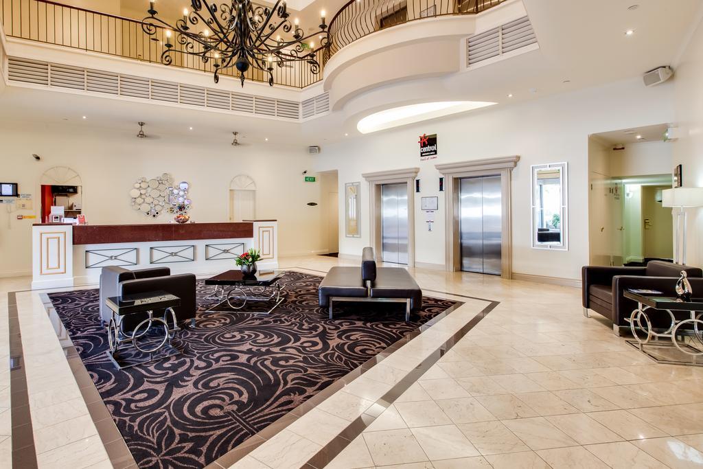 Central Cosmo Apartment Hotel Brisbane Exterior photo
