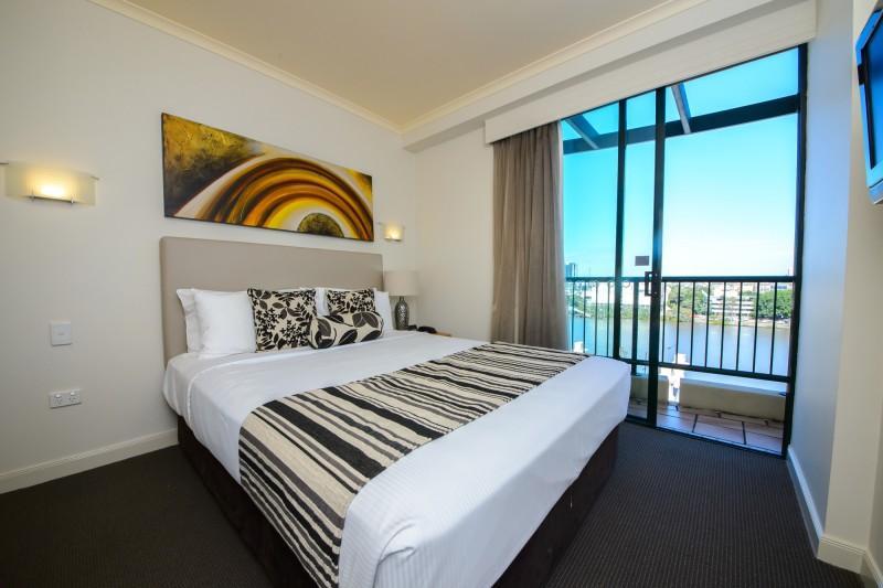 Central Cosmo Apartment Hotel Brisbane Exterior photo