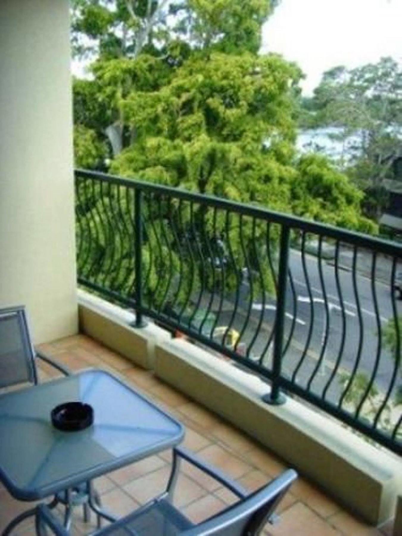 Central Cosmo Apartment Hotel Brisbane Room photo
